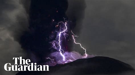 volcanic eruption in indonesia news